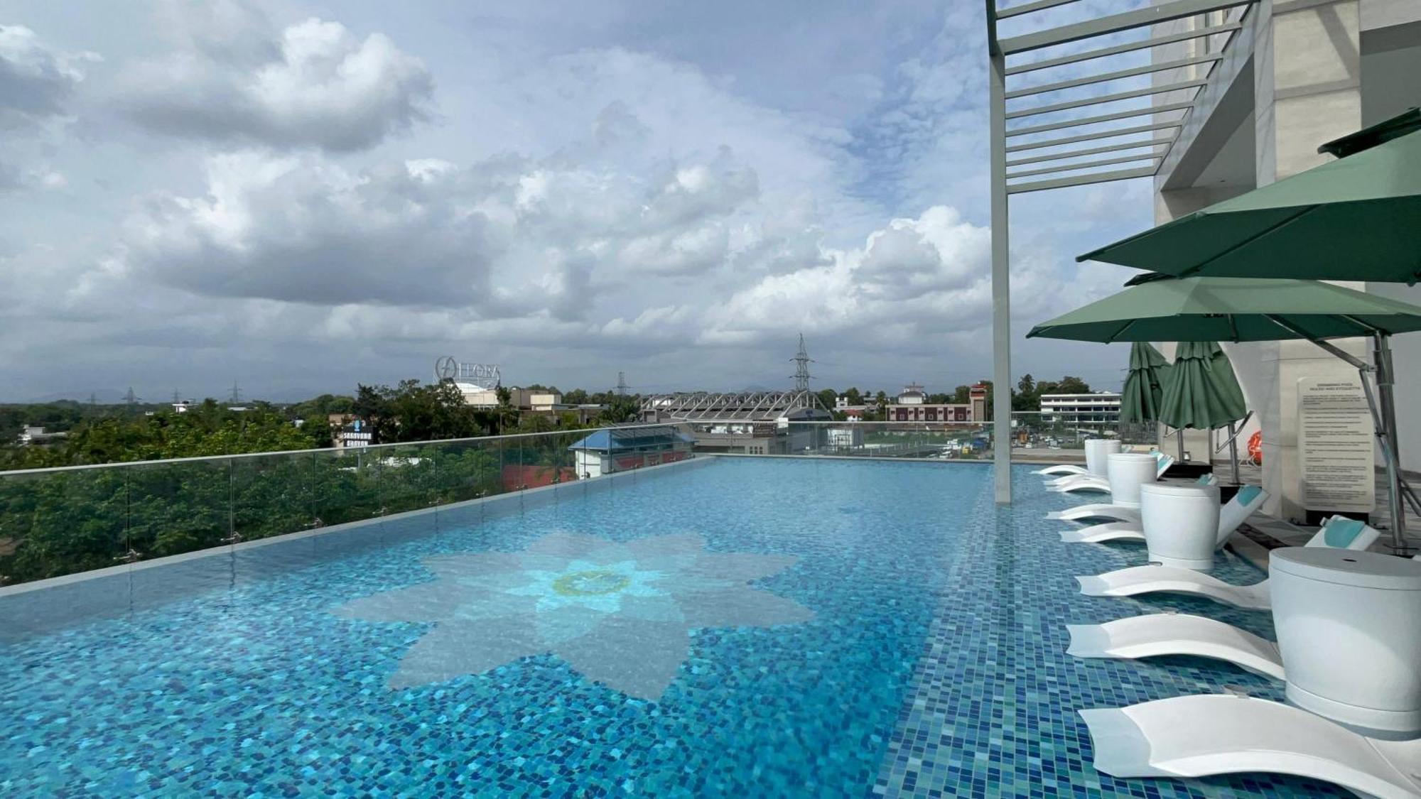 Taj Cochin International Airport, Kerala Otel Kochi Dış mekan fotoğraf